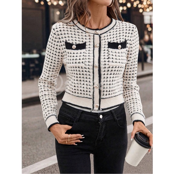 Beige Black Button Up Cardigan Knit Long Sleeve Cropped, Stretchy - Picture 3 of 8